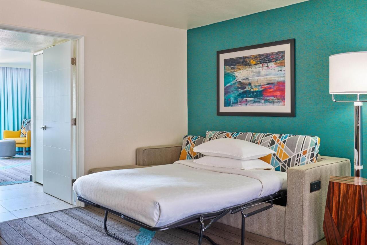 Sheraton Tucson Hotel & Suites Екстер'єр фото