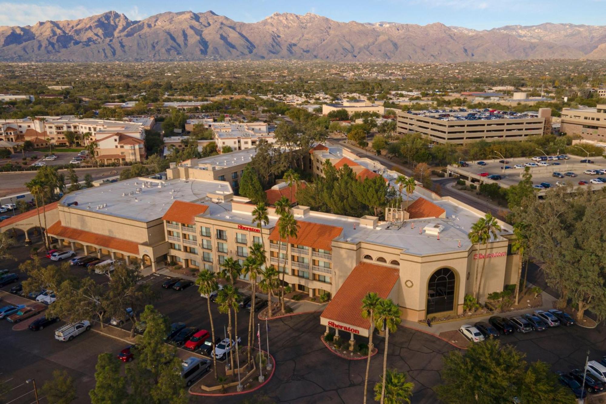 Sheraton Tucson Hotel & Suites Екстер'єр фото